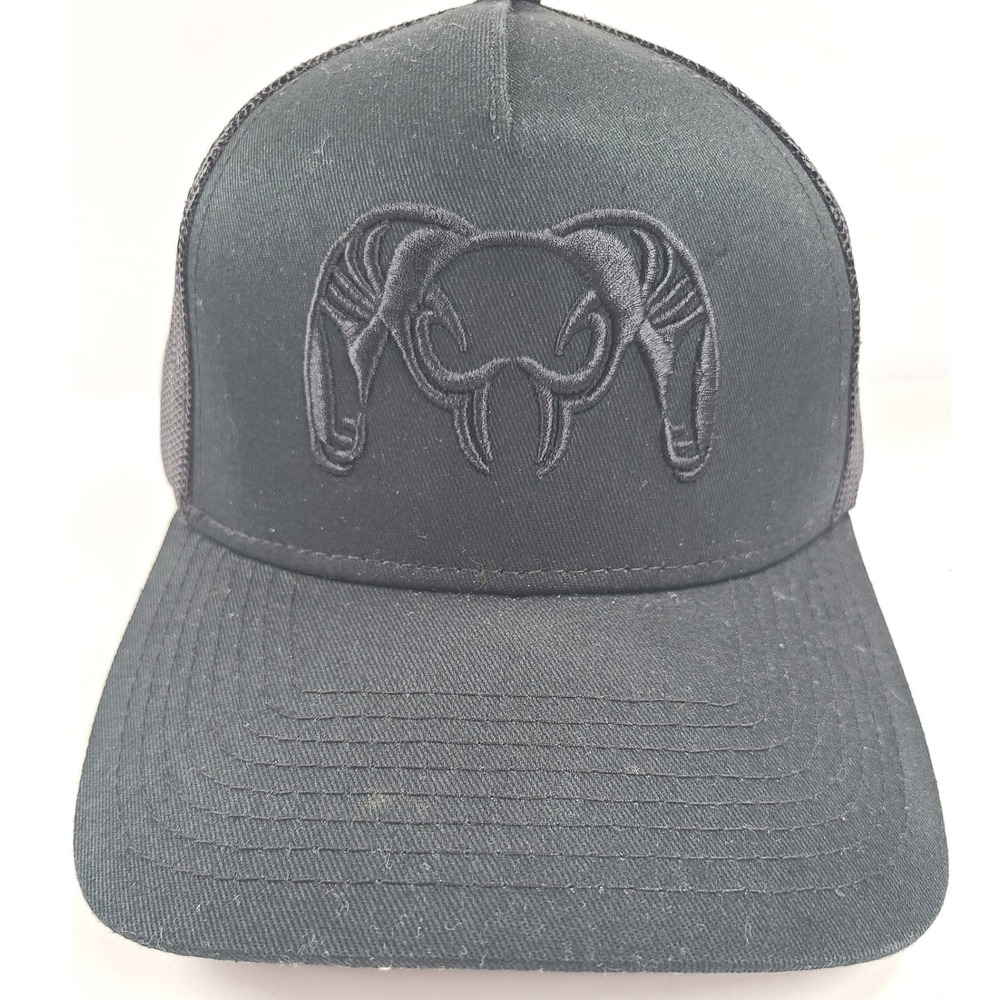 Kuiu Trucker Hat OSFM Mens Black Embroidered Ram Horns Graphic Snapback Mesh Cap